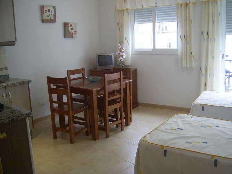 Apartamentos El Barrio Nerja Exterior photo
