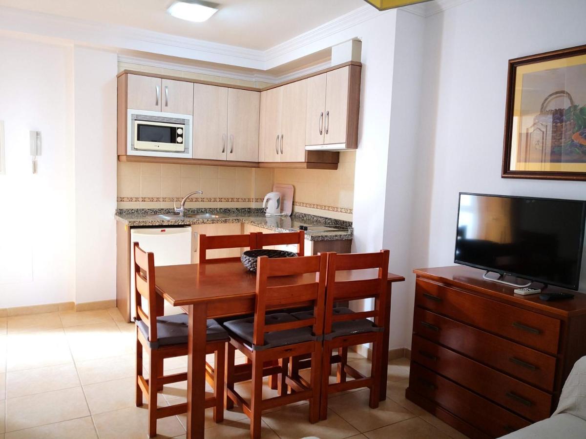 Apartamentos El Barrio Nerja Exterior photo